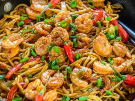 shrimp-chowmein